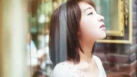 香港街头挂满国旗